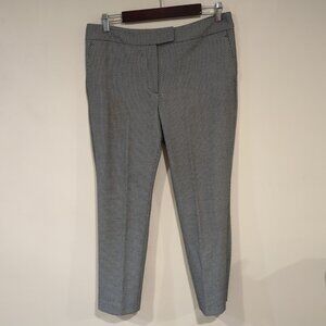 Black and white cropped pant, size 8